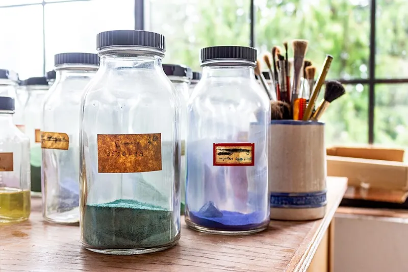 The Jar on the Counter That Made Americans Accidentally Rich