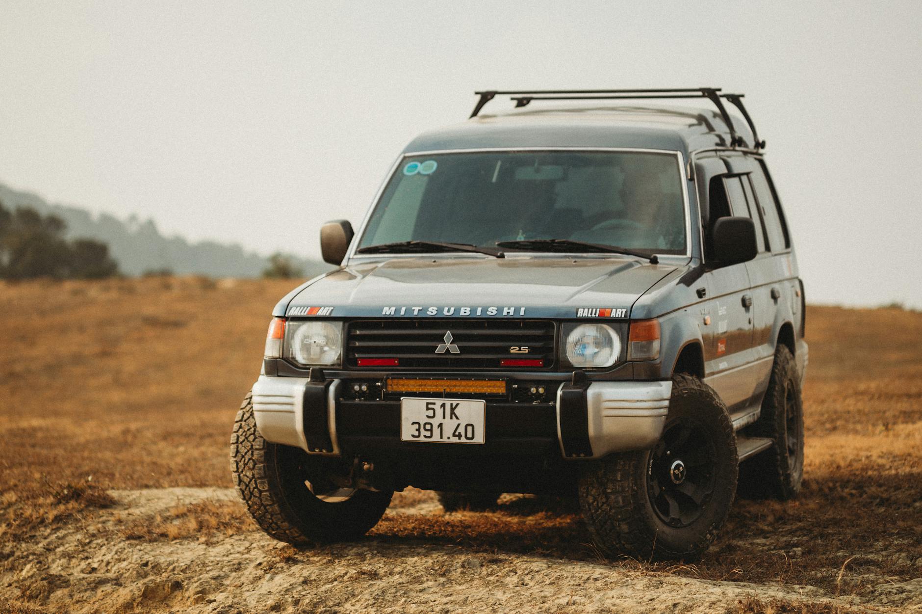 Gas Cans, Mud Roads, and Prayer: The Brutal Reality of Driving Across America a Century Ago